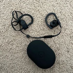 Powerbeats3 Wireless In-Ear Headphones - Black